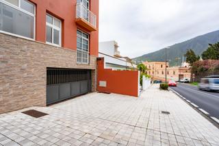 Aparcament cotxe  Avenida torrita la. Garaje en la orotava