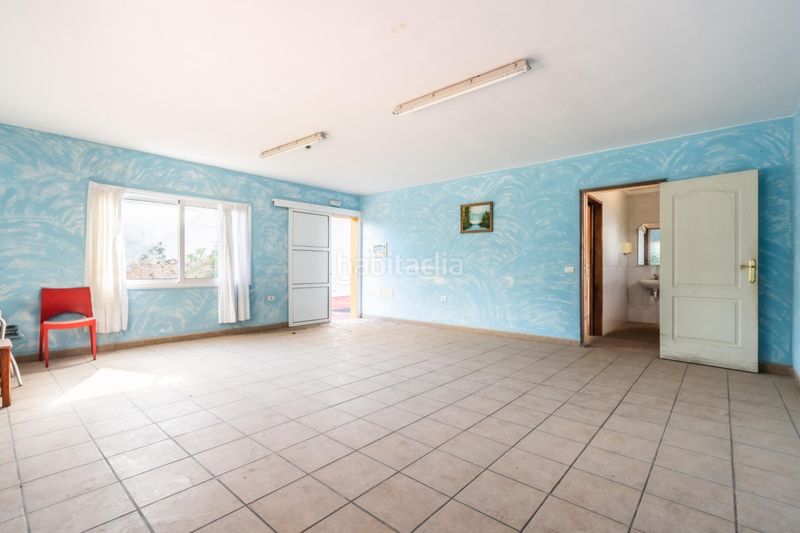 Foto 4e83a868-5892-4c8f-81a4-8d61b94abc2e. Chalet edificio en el corazón en Centro Güímar