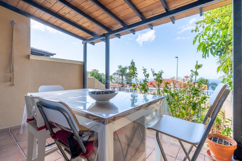 Foto f4d0dc54-92a2-422d-b08f-4935fc74fa23. Casa adosada adosado con vistas al mar en Radazul en Rosario (El)
