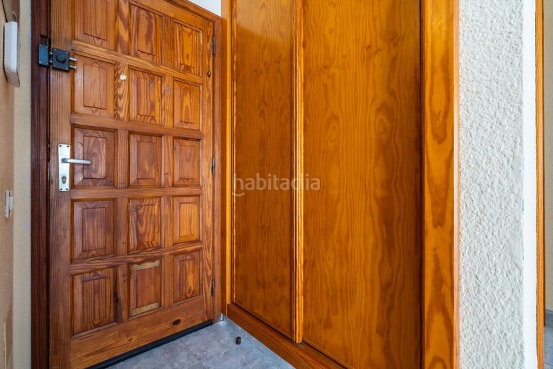 Foto 6db2fcd2-6754-4380-af69-a80eb67ddfdc. Apartament amb aparcament piscina a Los Cristianos Arona