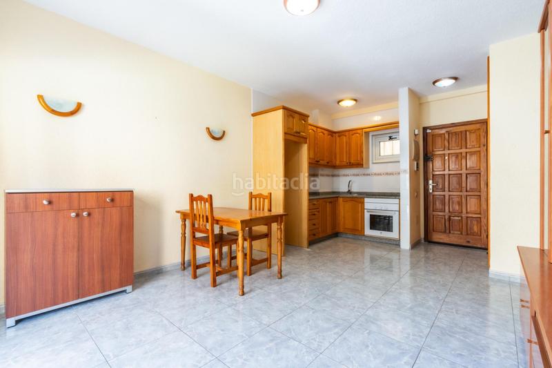 Foto 77f83761-5d4d-4ac1-adda-867e1304af68. Apartament amb aparcament piscina a Los Cristianos Arona