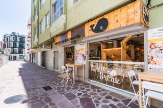 Traspàs Local Comercial a Calle villa de la orotava 10. Traspaso cafetería y parque de juegos