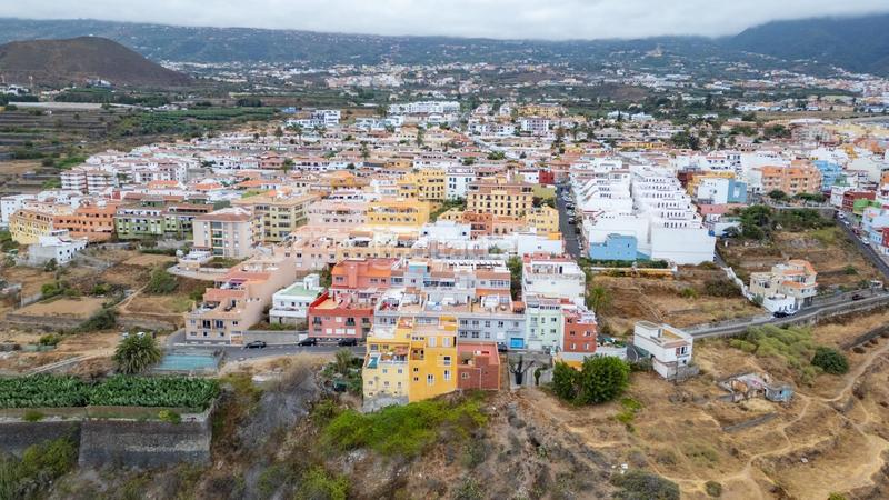Foto c383956a-0b9c-482c-8d14-ea77b6a9e58d. Ático  con terraza panorámica en los realejos toscal en Realejos (Los)