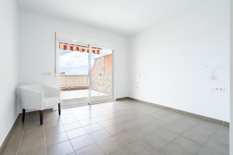 Foto 40b67fd0-5576-4036-87a0-2eb369954d57. Alquiler apartamento alquiler de apartamento en Chayofa larga temporada en Arona