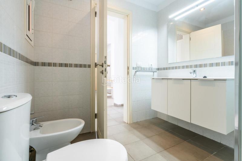 Foto f7e68a89-3d6e-45f8-827f-bf126788ca03. Location appartement avec parking dans Chayofa Arona