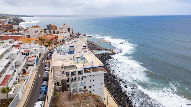 Foto 0a92c7d5-e4e6-459c-b4cb-f153db58026a. Chalet  independiente con vistas al mar y montaña en Bajamar en San Cristóbal de La Laguna