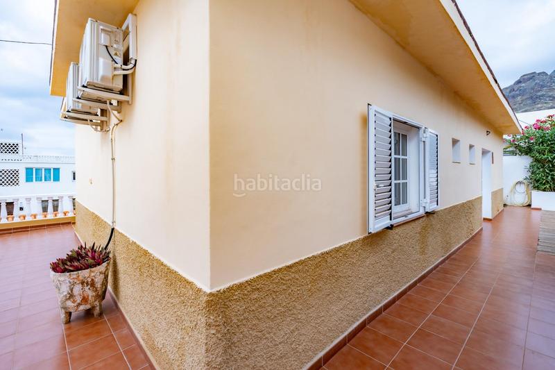 Foto 9dd7ea75-99dc-4d53-8528-7b13a0297a00. Chalet  independiente con vistas al mar y montaña en Bajamar en San Cristóbal de La Laguna