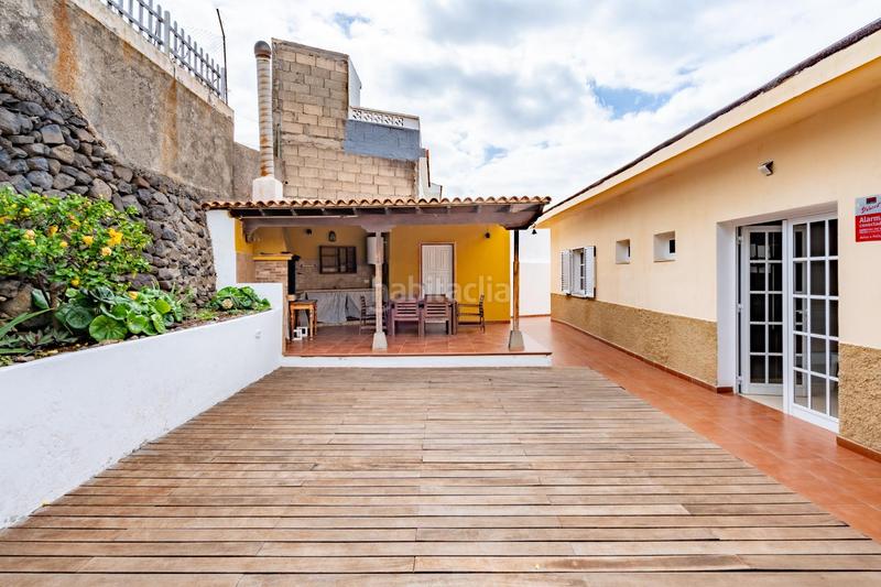 Foto adc98157-5f85-481e-9c0f-a3cc21df6983. Chalet  independiente con vistas al mar y montaña en Bajamar en San Cristóbal de La Laguna