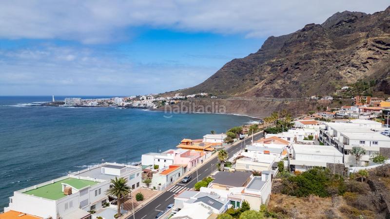Foto c434c143-29f7-41be-81a6-6a80215cbb03. Chalet  independiente con vistas al mar y montaña en Bajamar en San Cristóbal de La Laguna