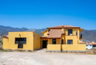 Chalet à Cuevecitas - Malpaís. Exclusiva finca con chalet independiente  y vistas panorámicas a
