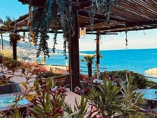 Rent Business premise in Callao Salvaje - Playa Paraíso. Primera línea!!! oportunidad única!! tres negocios!!i en costa a