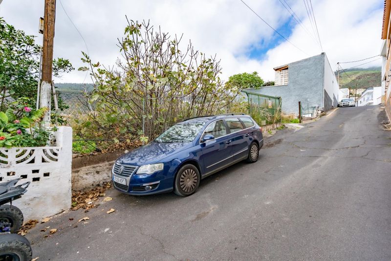 Foto d3d6defc-3f0e-47c7-b529-a9d24c005e12. Terreno residencial en calle de la morra maría del carmen 29 terreno urbano en igueste en Candelaria