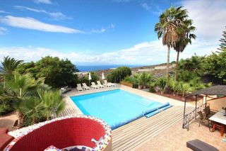 Xalet  Calle batista. Espectacular finca residencial de lujo con 6 viviendas, zona de