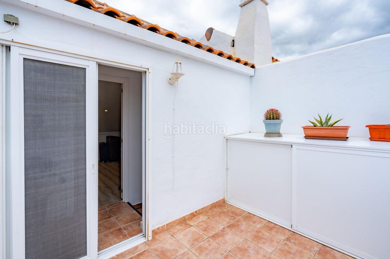 Foto e69fffb6-1467-426c-ade7-19e720affe29. Casa adossada amb aparcament a Casco Urbano Adeje