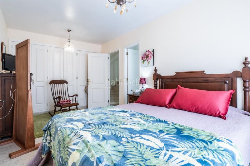 Foto d70369c0-c028-4fa1-a0ef-e31c380a66eb. Casa aparellada amb aparcament a Tegueste