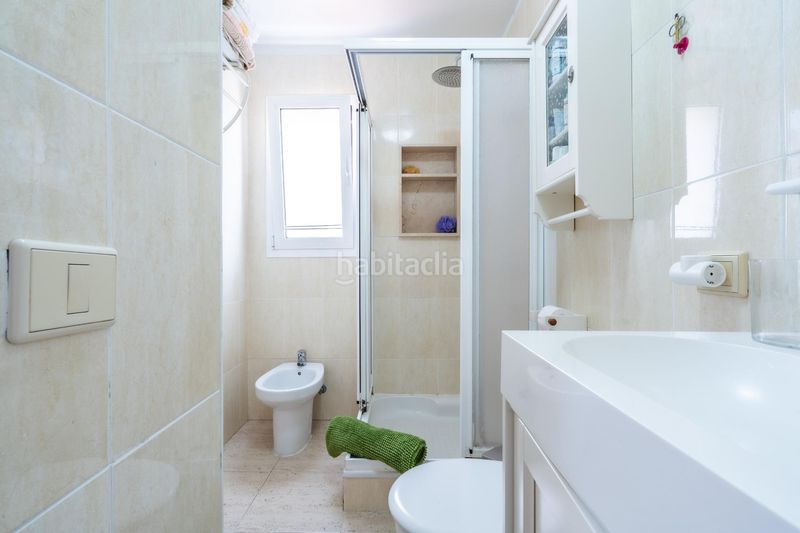 Foto d7fe2152-e169-449a-bcae-87985c82f6e1. Casa aparellada amb aparcament a Tegueste