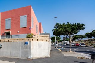 Semi detached house in Calle ISLA GOMERA
