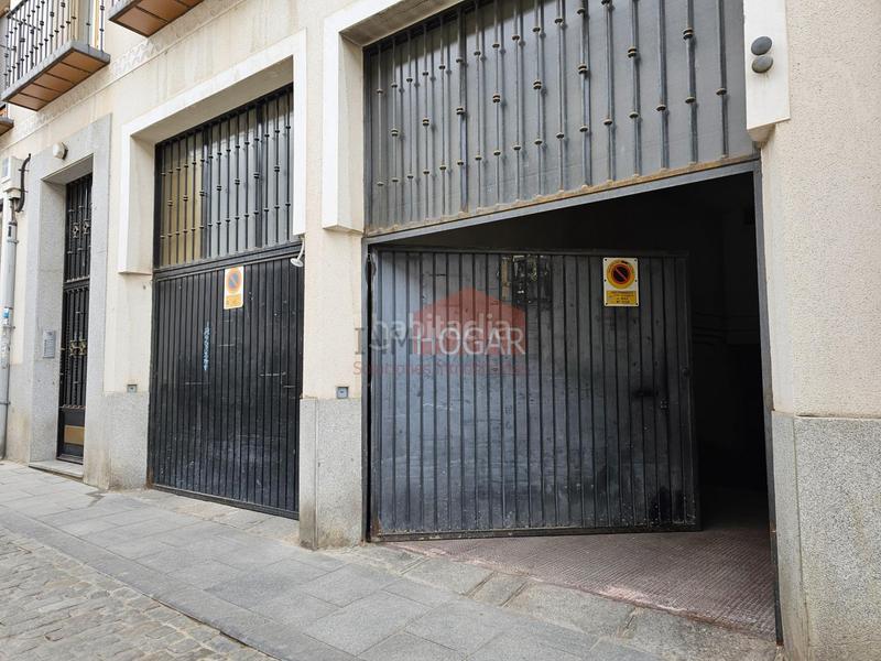 Foto ae458028-ba42-4ffe-9745-fec1e5b2e3ad. Pis amb calefacció aparcament a Murallas Ávila
