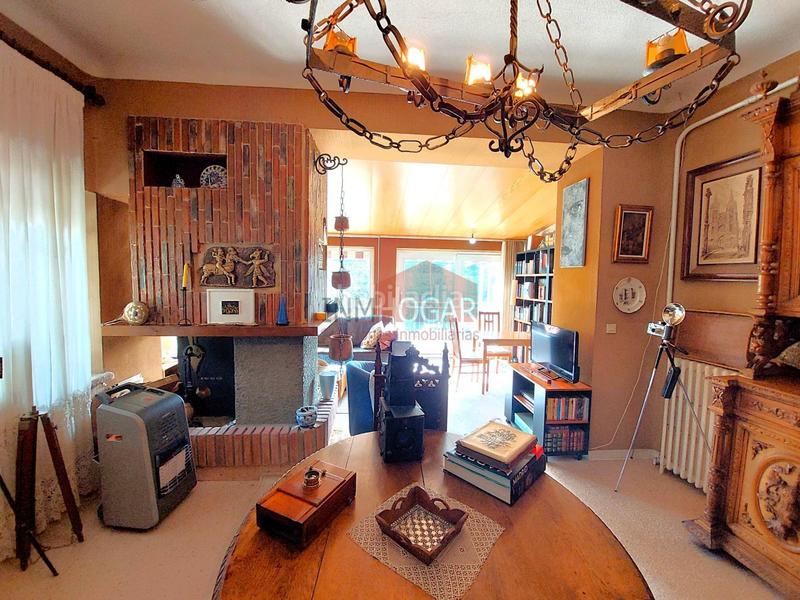 Foto 497a9b33-6de9-4d02-a022-b4e6bf7e362c. Chalet con riscaldamento parcheggio piscina in Sur Ávila