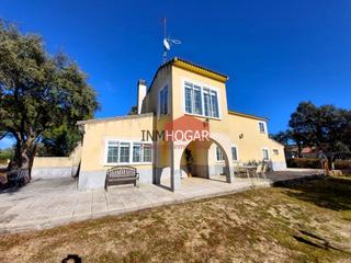 Chalet à Maello. Inmhogar vende vivienda super amplia en la fontanilla, maello 05