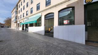 Miete Geschäftsraum  Calle candeleda. Local comercial en el centro de ávila