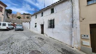 Chalet à Sur. Casa en el centro de ávila, 05002