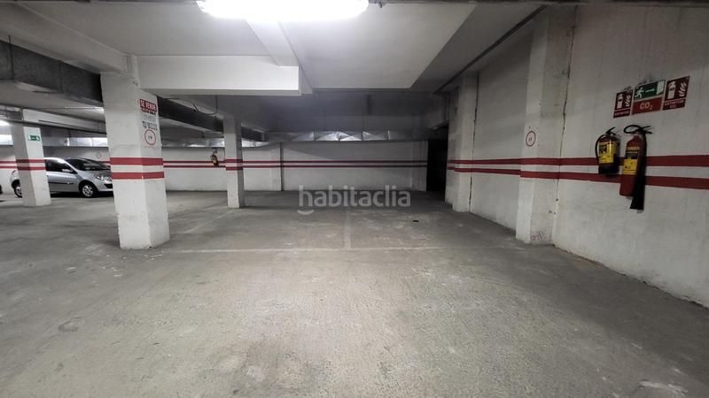 Foto 35232c67-a1b3-4b0c-b320-40ee84325ad7. Aparcament cotxe a Centro Ávila