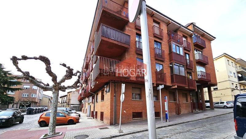 Foto 18cc8a83-dc27-4b29-bdfe-8b5ea06ba2c7. Planta baixa amb calefacció a Sur Ávila