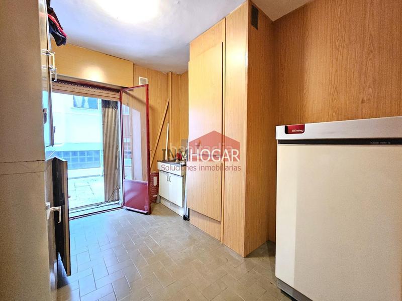 Foto e54a0a2c-6ad2-4dda-b0e6-1089532a94fe. Planta baixa amb calefacció a Sur Ávila
