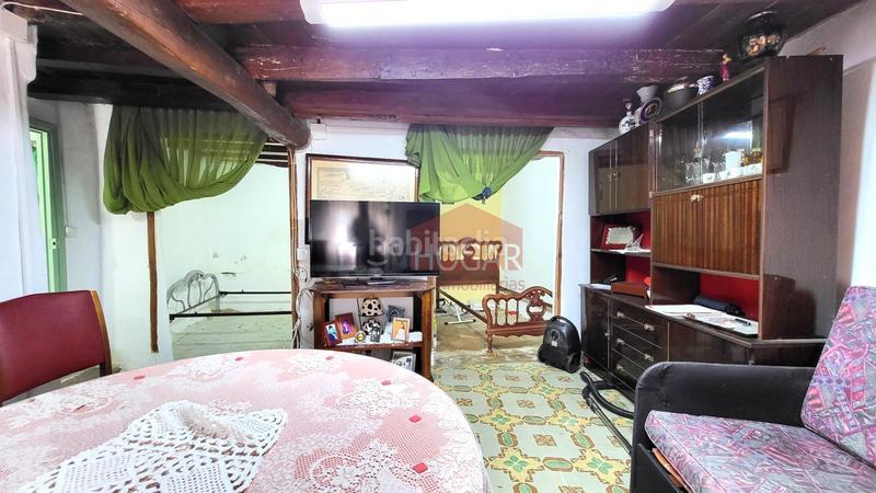 Foto e32242a1-fe70-49c5-b627-ec3daea3edb6. Haus mit heizung in Tornadizos de Ávila