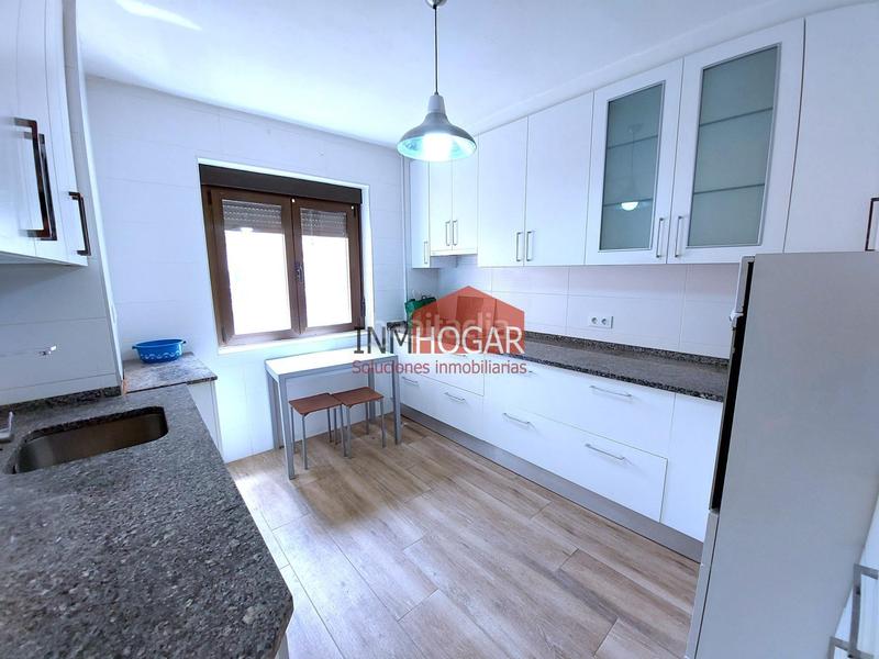 Foto bc90b1fc-04f1-4408-aa39-cf85b010d1ae. Piso vivienda en san roque, 05002 en Centro Ávila
