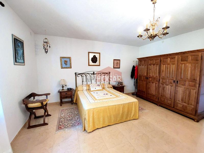 Foto 964c4581-3ccf-49c0-bacb-d3af3c84b096. Xalet amb calefacció aparcament piscina a Peñalba de Ávila