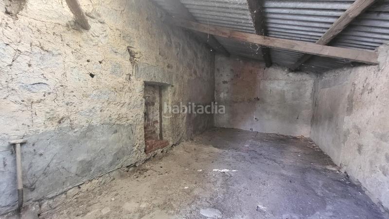 Foto 865ebdb0-8340-4bb7-a10e-01c5caba0486. Aparcament cotxe a Navalperal de Pinares