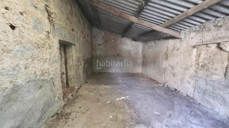 Foto d0a3ba07-097f-48af-ab32-0b98a323ade7. Aparcament cotxe a Navalperal de Pinares