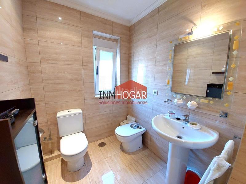 Foto 5b9c4217-1941-4647-8050-978cd9d746a8. Piso espectacular piso reformado en Santo Tomás con vistas al convento de Santo Tomás en Ávila