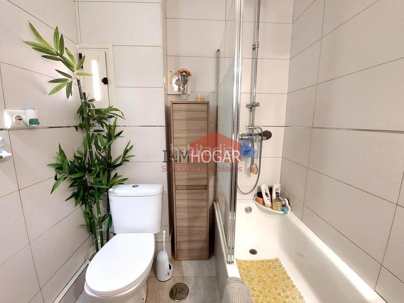 Foto cca22565-ca92-44a1-aaf0-0a2d5b0975a3. Flat with heating in San Antonio Ávila