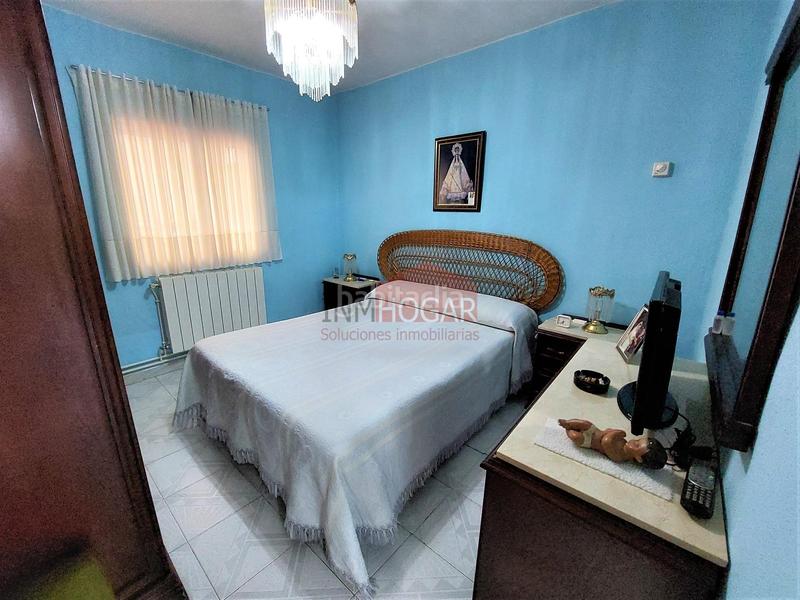 Foto 07e6ba6a-928b-4eb5-9faa-50c6778bcf1b. Chalet avec chauffage parking dans Herradón de Pinares