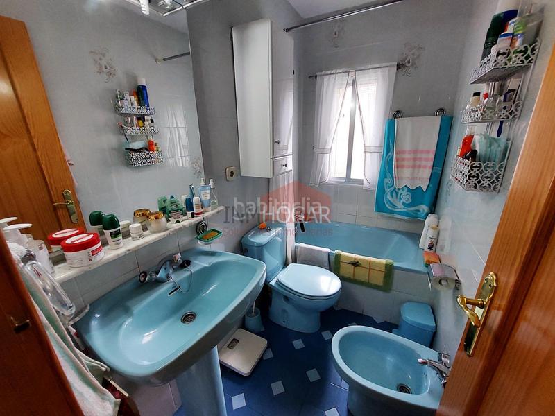 Foto 1ec1d6ce-8349-4109-9d13-7471007dd6fe. Chalet avec chauffage parking dans Herradón de Pinares