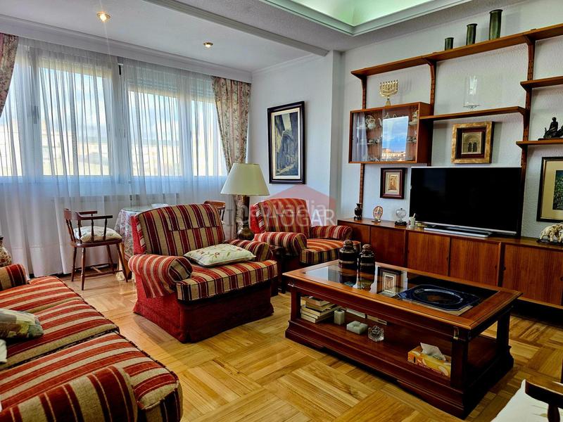 Foto 59a8d8e9-a57e-48aa-943d-3b0b74f15aeb. Etagenwohnung mit heizung in Centro Ávila