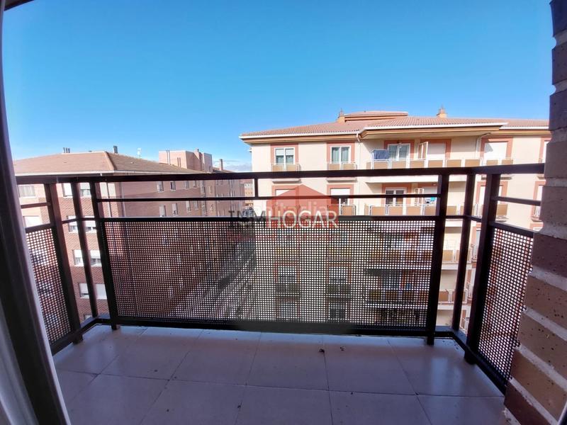 Foto 4cd63fcb-52c8-4668-add6-4975b602862e. Location appartement avec chauffage parking piscine dans Ávila