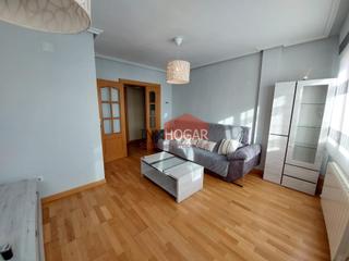 Pis  Calle tejar del tio gabino. Amplísimo piso en el corazón de arévalo 05200