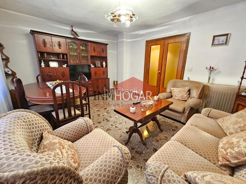 Foto 2ee7df4c-7301-402c-ba16-7a2452d2f1c5. Etagenwohnung mit heizung parking in Sur Ávila