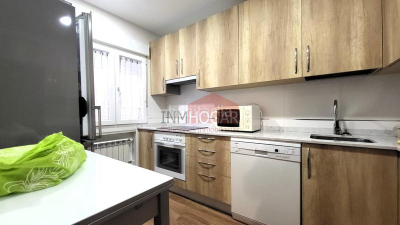 Foto 1caab825-af9c-4d7a-bc36-74888d8e3a3a. Pis amb calefacció a San Antonio Ávila