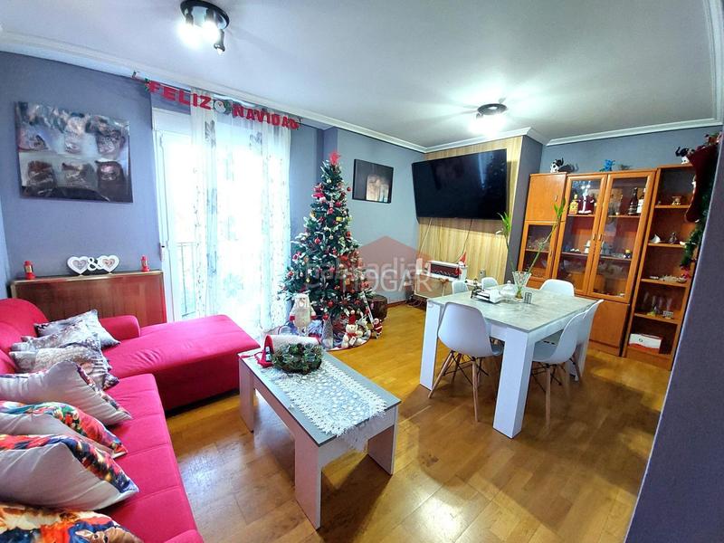 Foto 0c98b4b1-2b0e-4cea-984b-c5866c128562. Piso oportunidad para inversores vivienda seminueva en zona Universidad, actualmente alquilada en Ávila