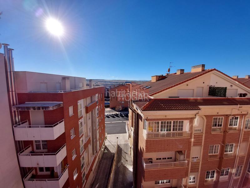 Foto a777fbb5-3021-4aca-aebb-9b954be310f9. Piso oportunidad para inversores vivienda seminueva en zona Universidad, actualmente alquilada en Ávila