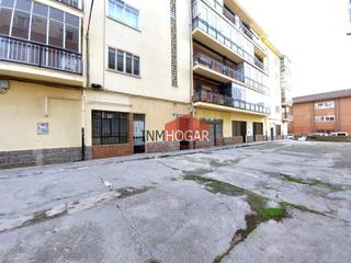 Flat in Sur. Vivienda en zona sur ávila 05003  ideal como inversión o primera