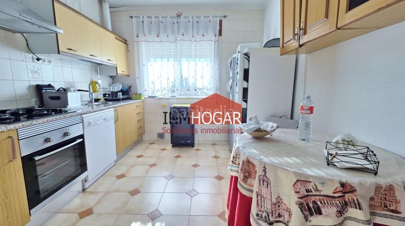 Foto 109c422e-5631-4d0b-a813-30e65798d1d3. Casa amb aparcament a Fontiveros