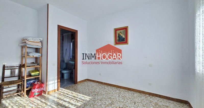Foto c8ee08fe-4766-44fa-a639-776e578fafb2. Casa amb aparcament a Fontiveros