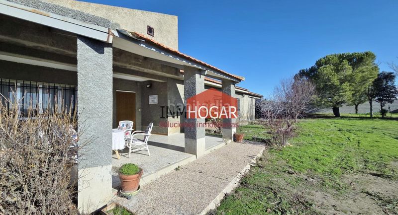 Foto ec43ef17-48b5-4a76-a684-e5881ed9ee7a. Casa amb aparcament a Fontiveros