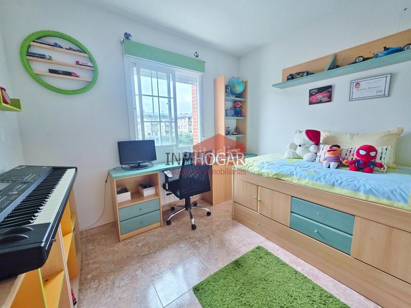 Foto 11ac0db7-eefa-4ae9-a9f3-976cee7acd35. Casa adossada amb calefacció aparcament a Navaluenga